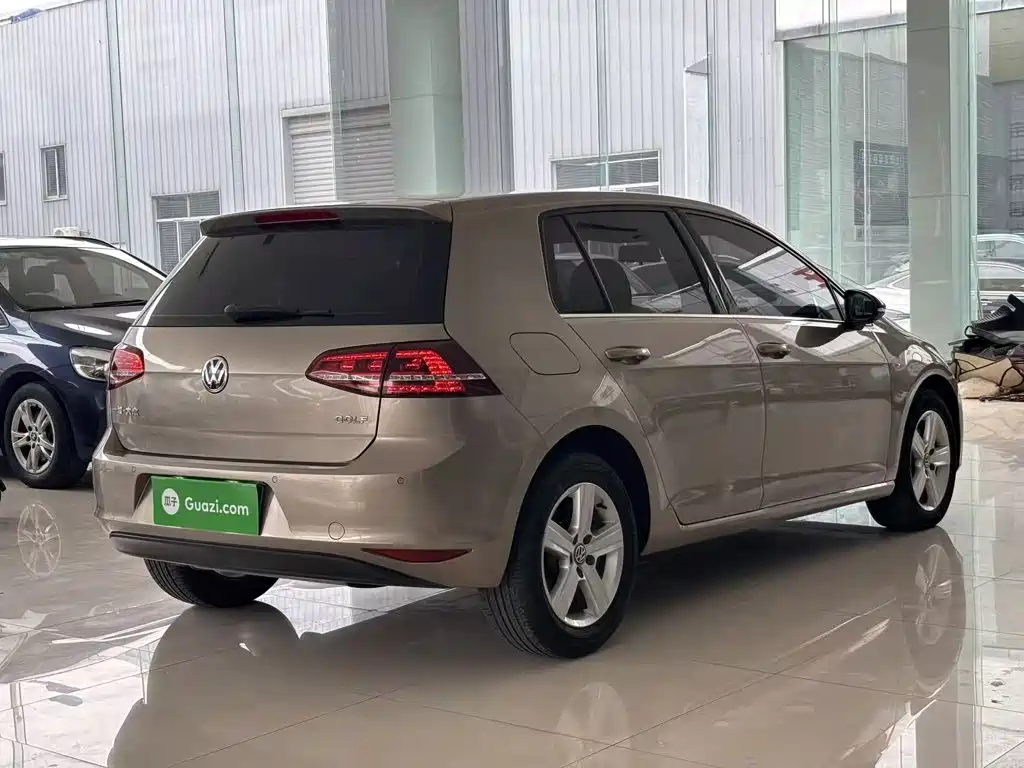 Volkswagen Golf — миниатюра 7