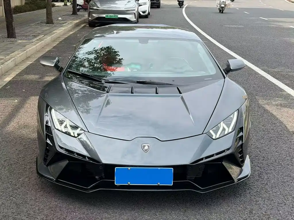 Lamborghini Huracán — миниатюра 2