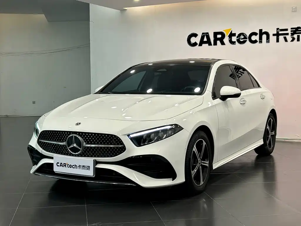 Mercedes-Benz A-Class A 2023 A 200 L Fashion