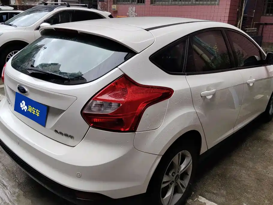 Ford Focus — миниатюра 3