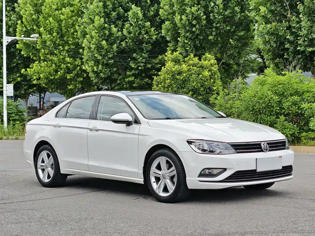 Volkswagen Lamando 2018 280TSI DSG Comfort