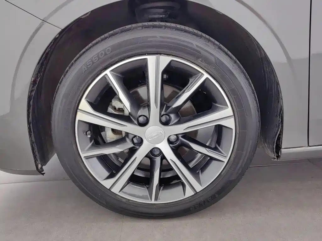Geely Emgrand — миниатюра 17