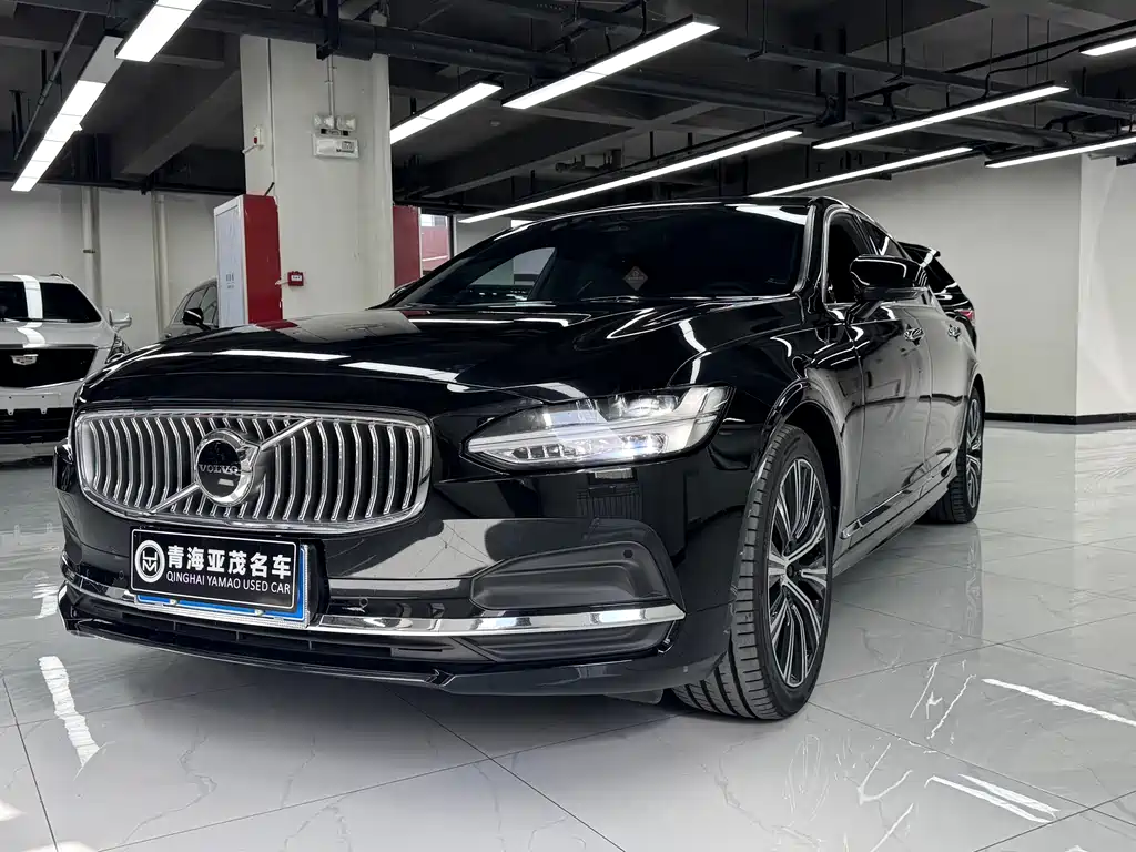 Volvo S90 2022
