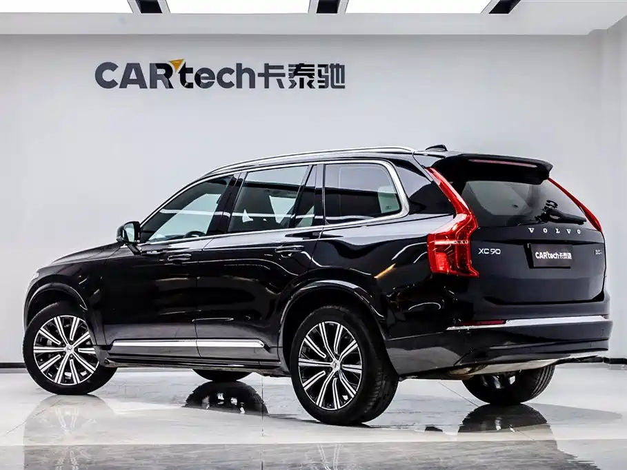 Volvo XC90 2024 B5 Luxury 5 мест