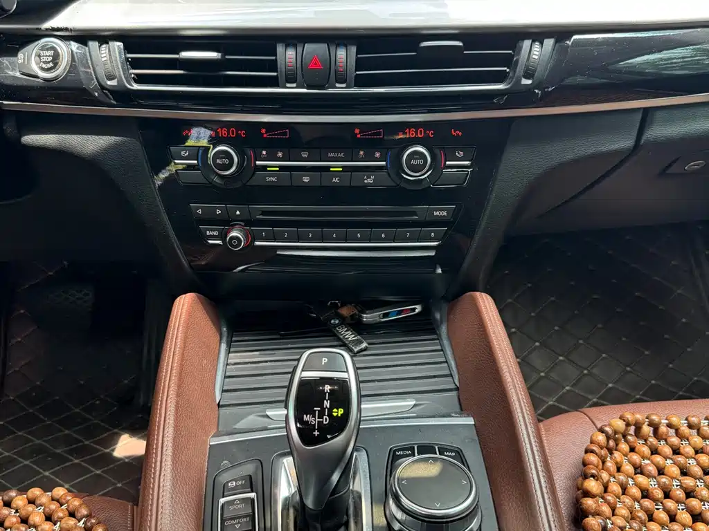 BMW X6 — миниатюра 9