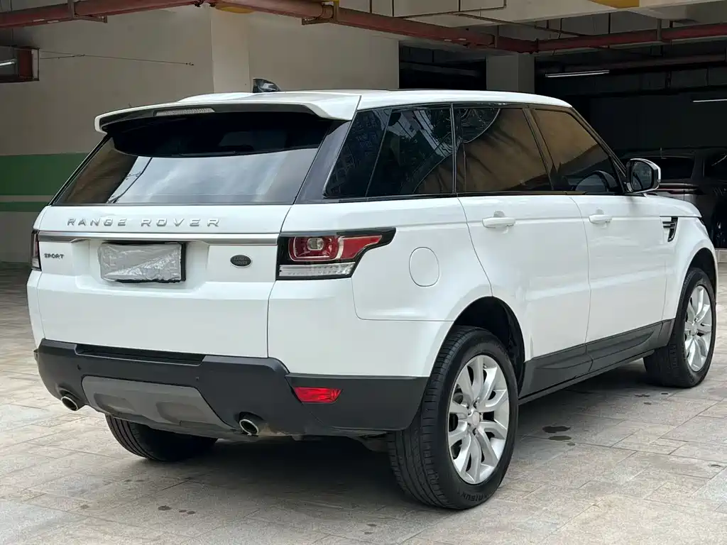 Land Rover Sport - фото 8