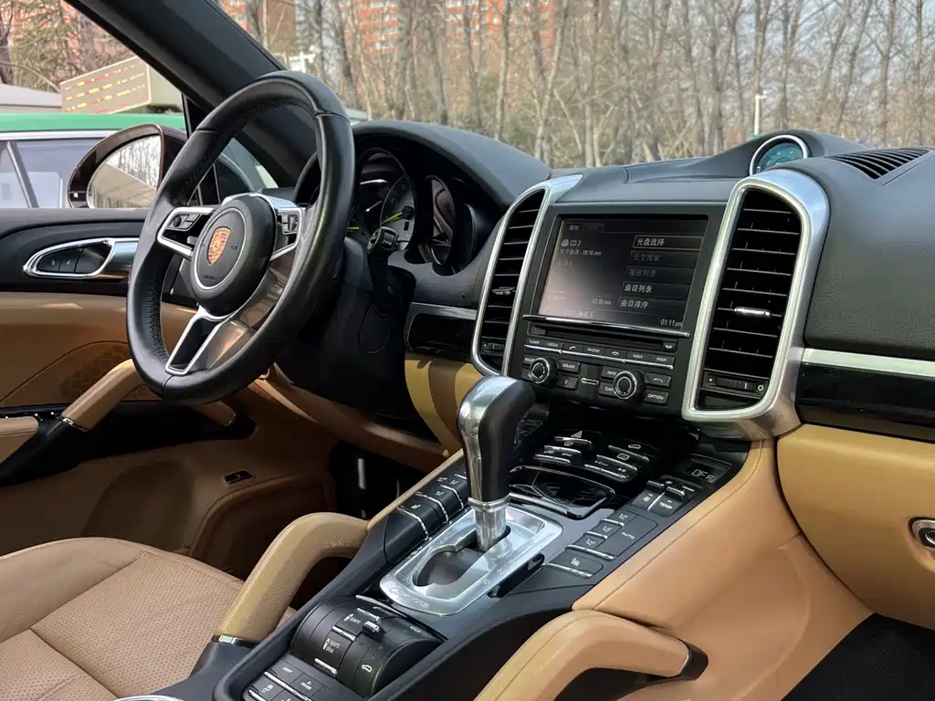 PORSCHE CAYENNE NEW ENERGY