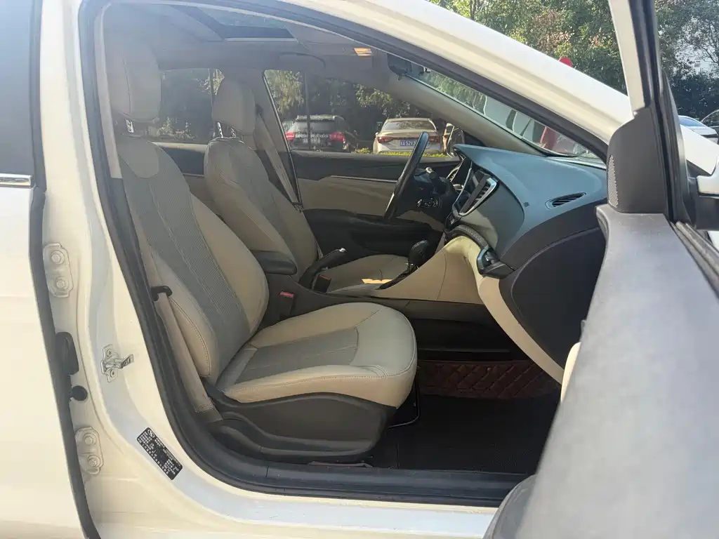Buick Excelle — миниатюра 12