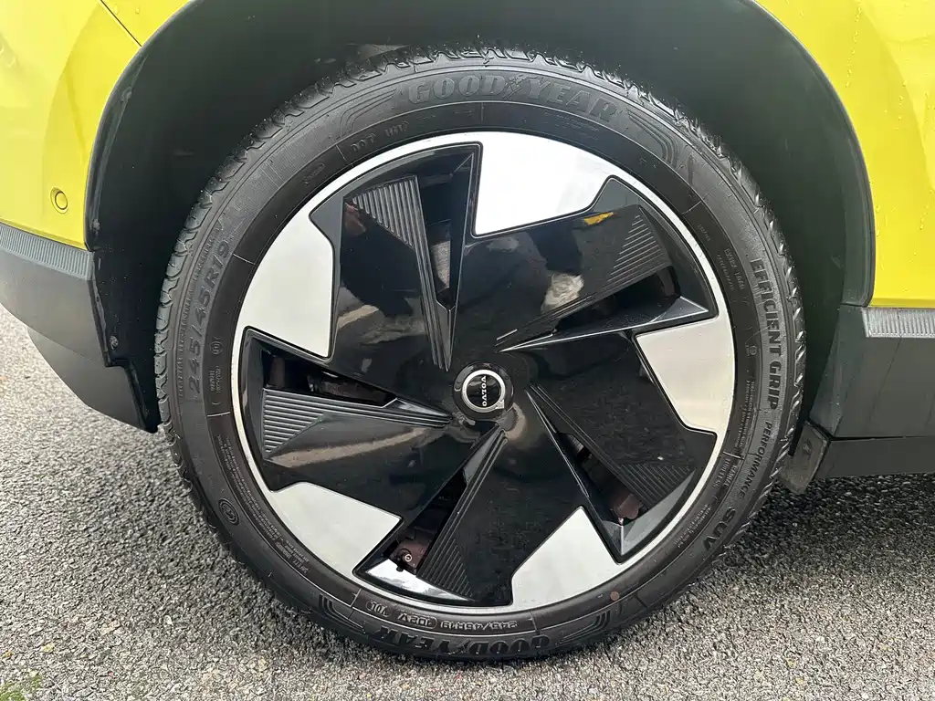 Volvo EX30 — миниатюра 20
