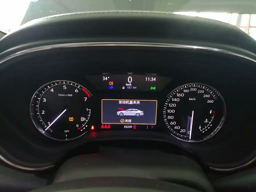 Cadillac CT5 — миниатюра 12
