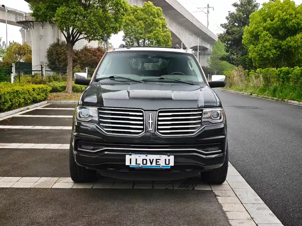 Lincoln Navigator 2015