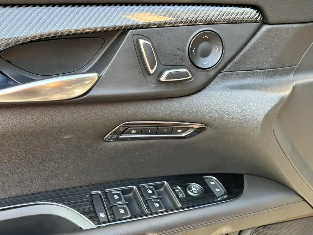Cadillac CT6 — миниатюра 14