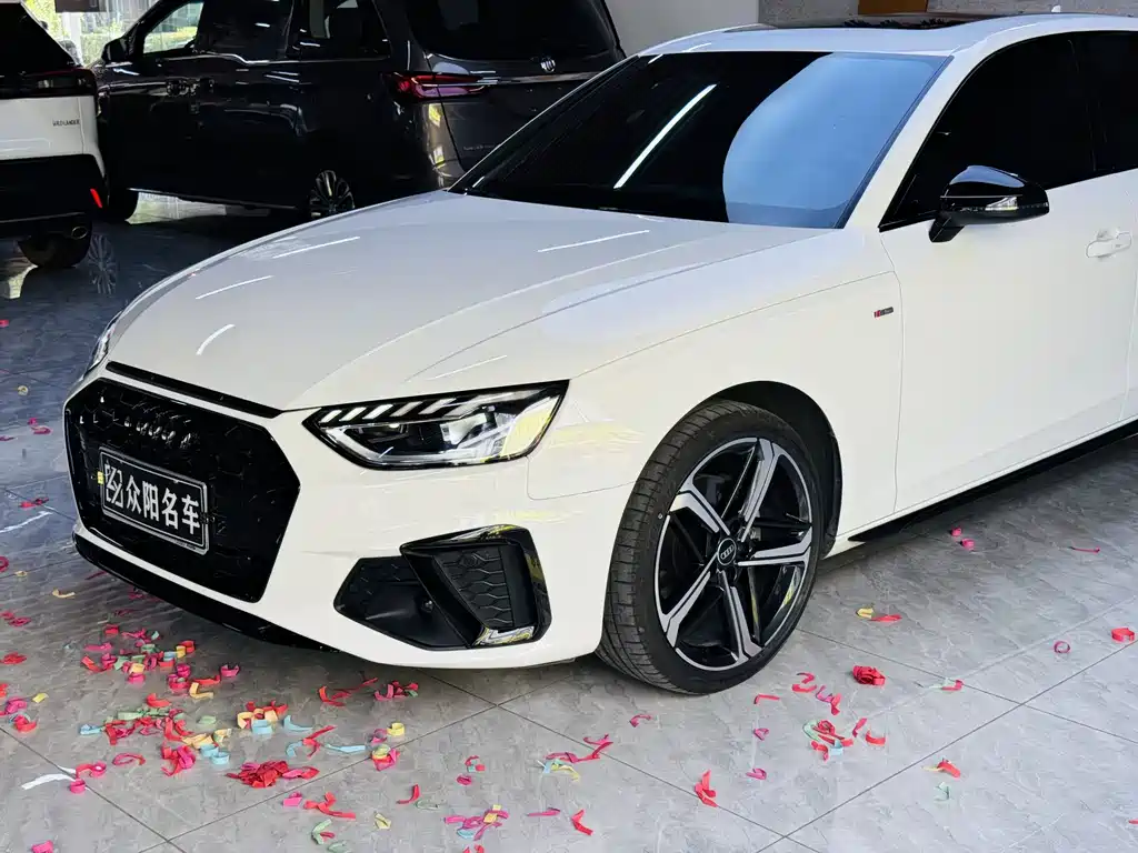 Audi A4L 2024 40 TFSI Luxury