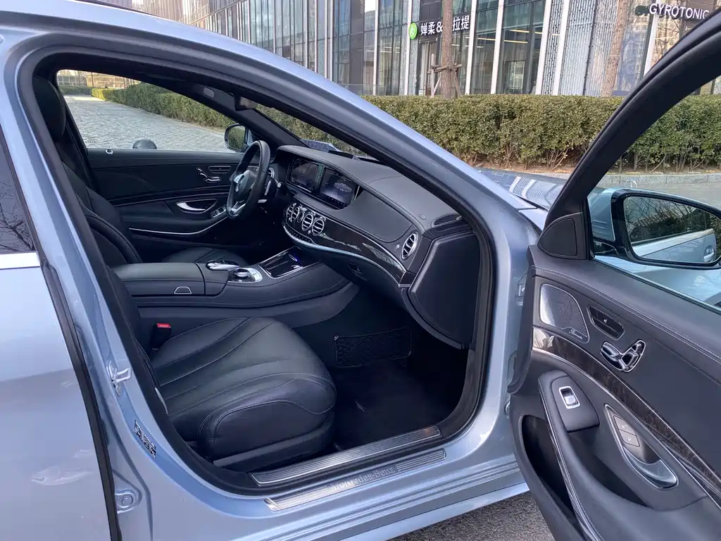 MERCEDES-BENZ S CLASS