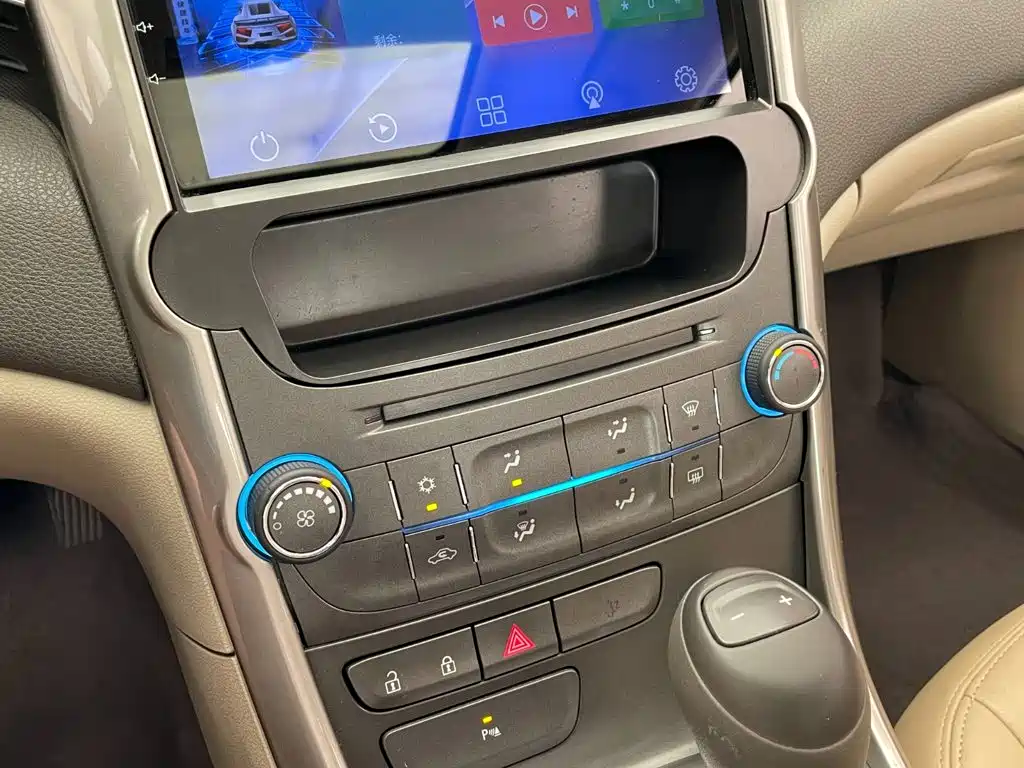 Chevrolet Malibu — миниатюра 11