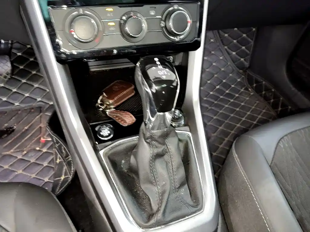 Volkswagen T-Cross — миниатюра 14