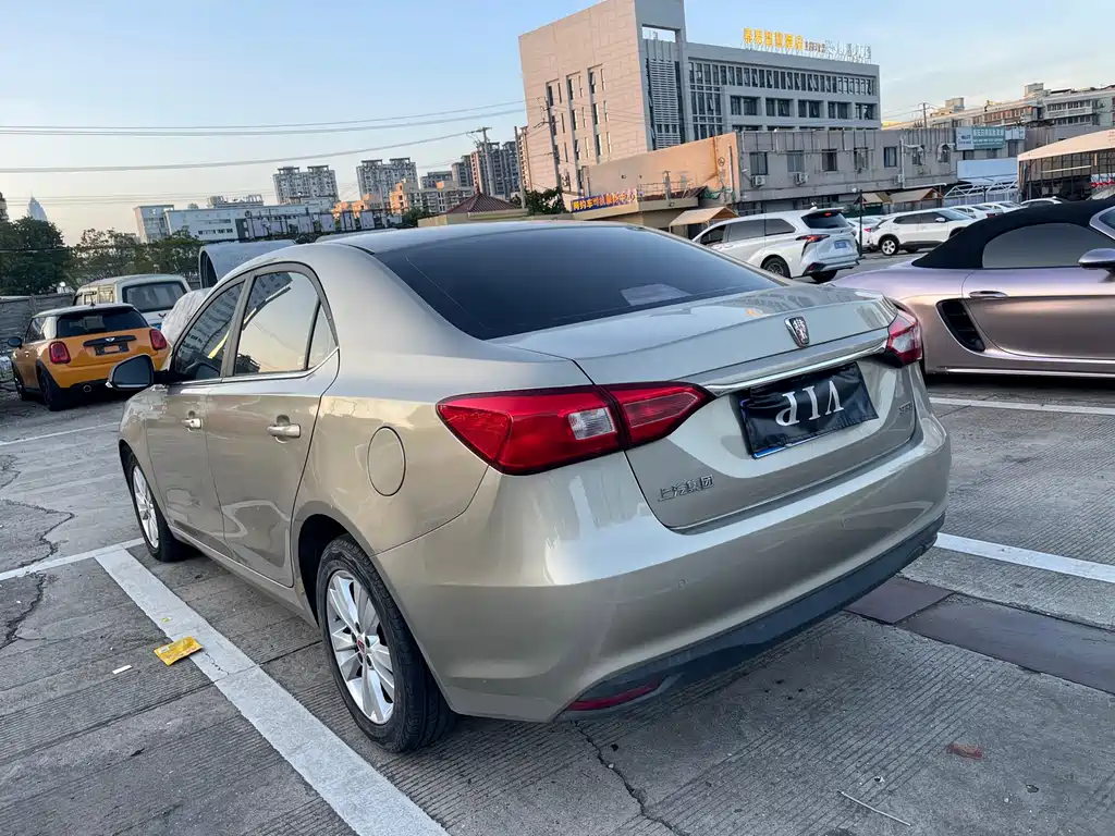Roewe 360 1.5L Auto Luxury Edition, фото 7