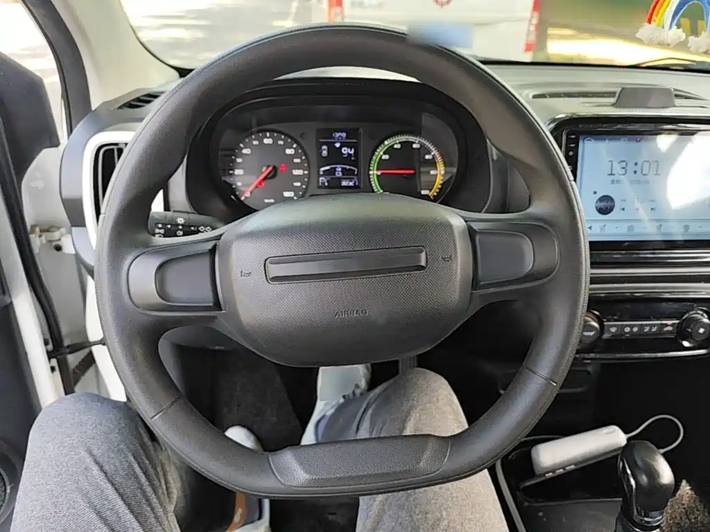 Roewe Clever — миниатюра 11