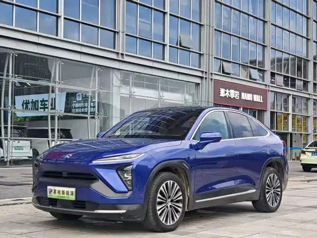 NIO EC6