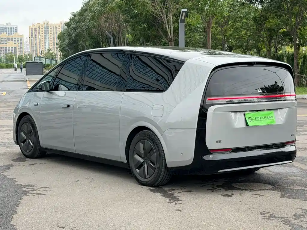 Li Auto Li MEGA — миниатюра 4