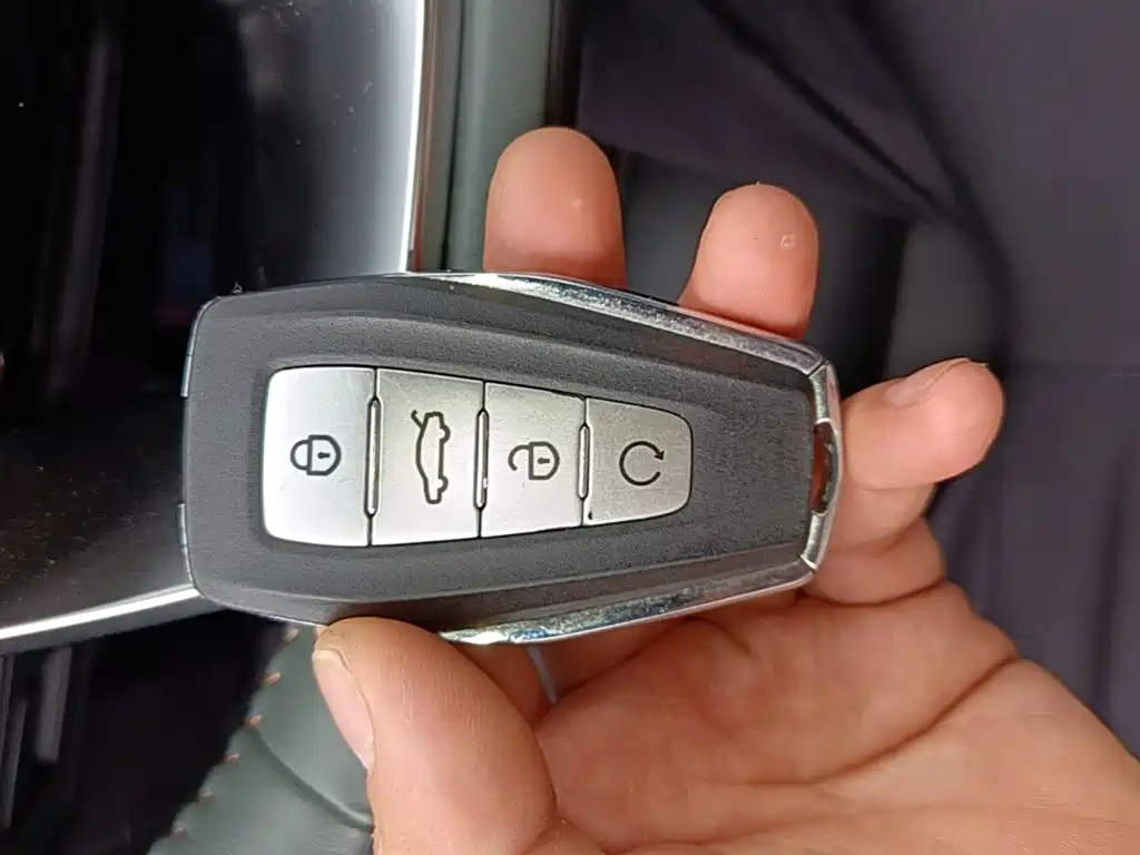 Geely Haoyue L — миниатюра 9