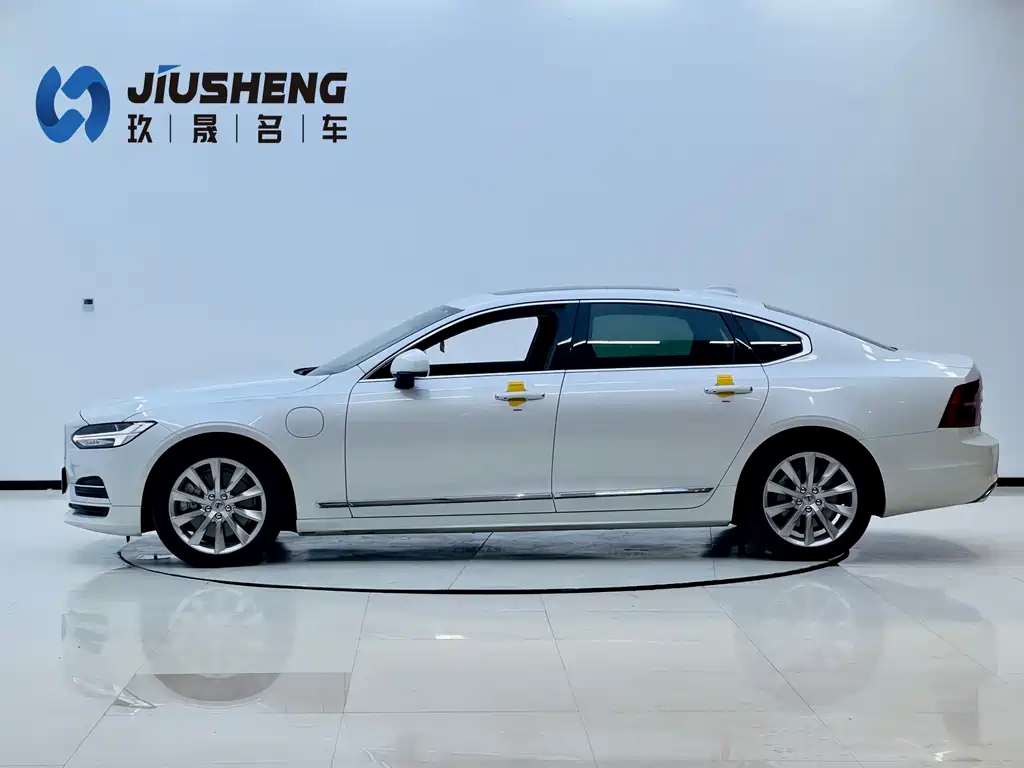 Volvo S90 2020 T8 E Luxury