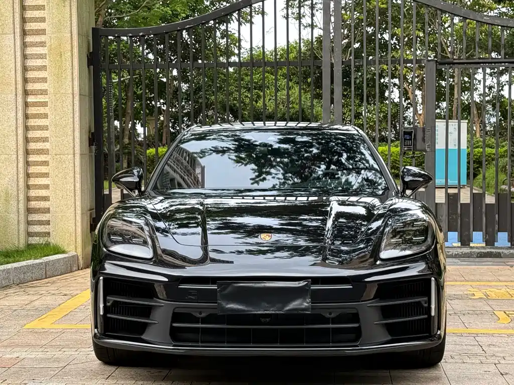 Porsche Panamera — миниатюра 2