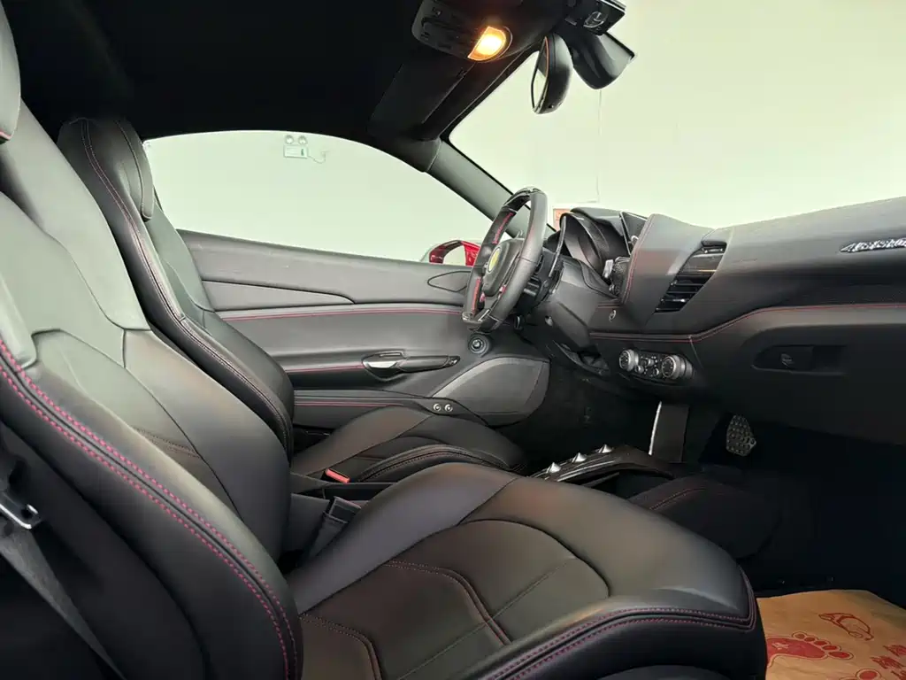 Ferrari 488 — миниатюра 14