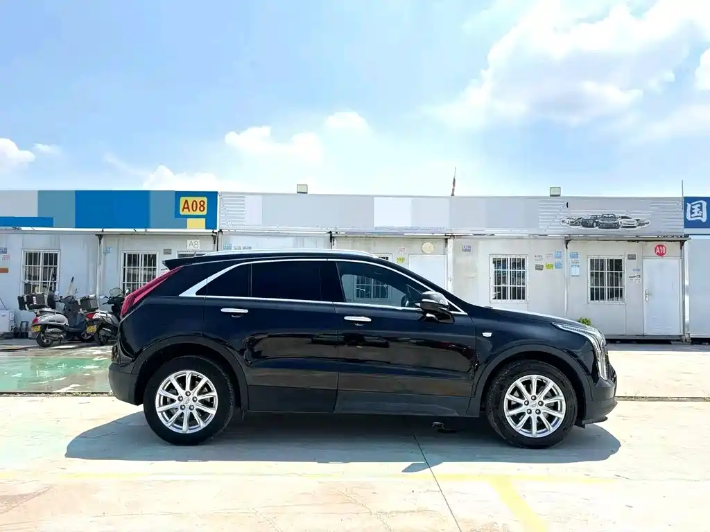 Cadillac XT4 — миниатюра 4