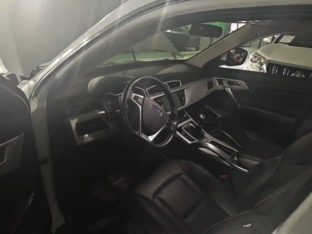 Geely Boyue — миниатюра 18