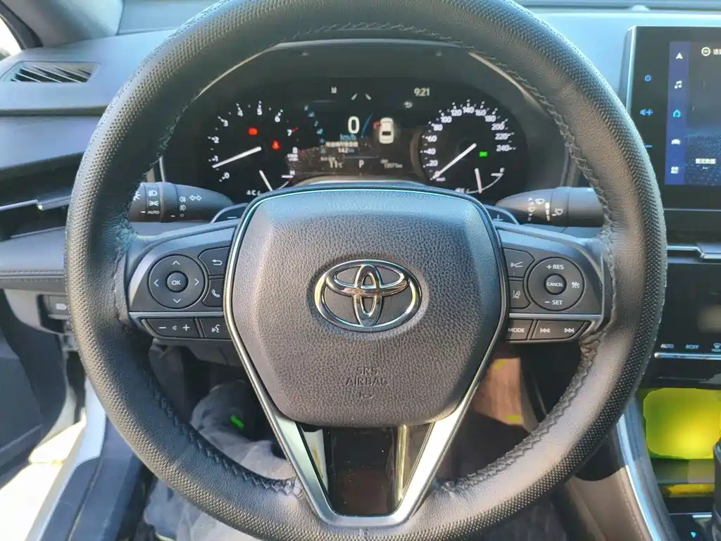 Toyota Avalon — миниатюра 11