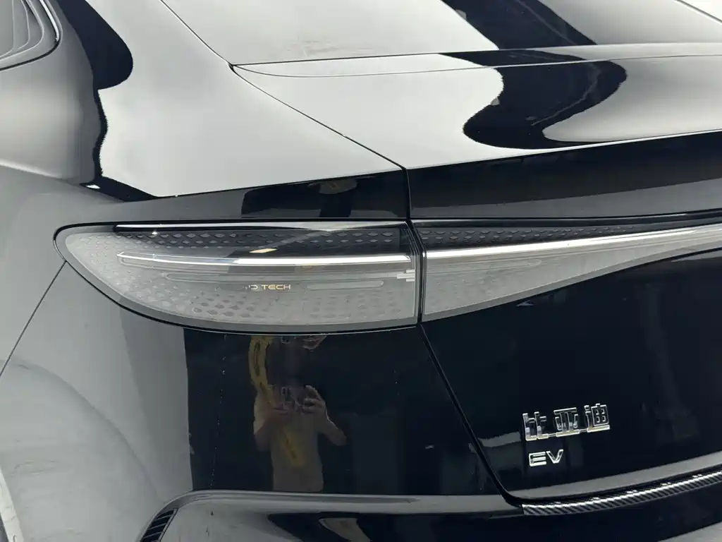 BYD Seal — миниатюра 19