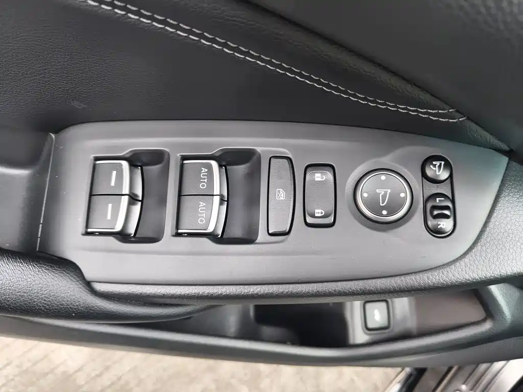 Honda Accord — миниатюра 16