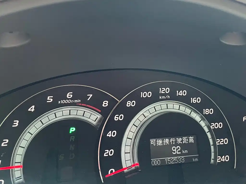 Toyota Camry — миниатюра 16
