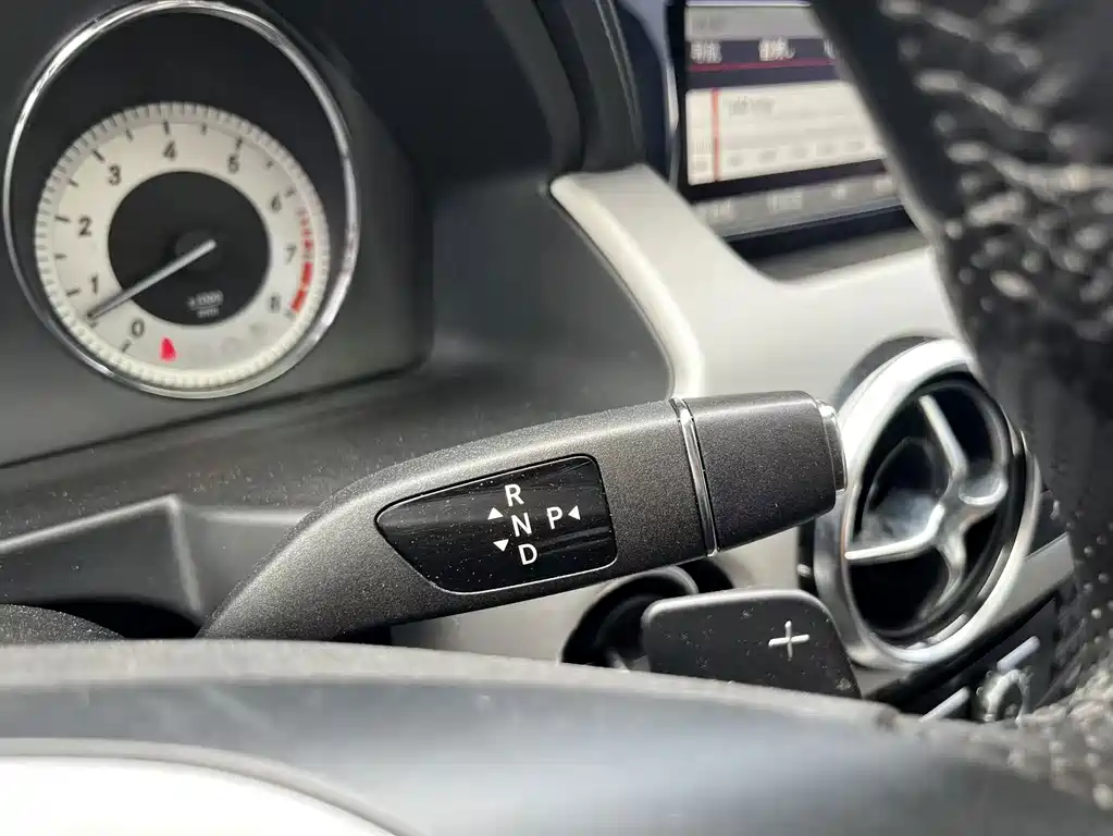 Mercedes-Benz GLK-Class — миниатюра 17