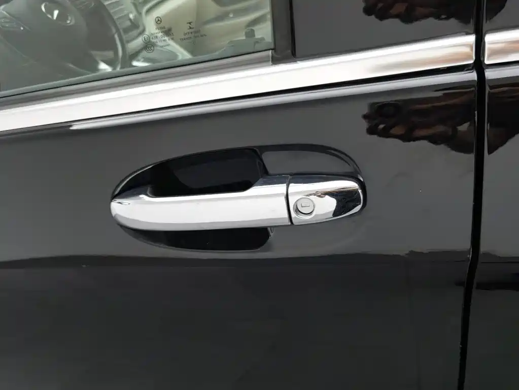 Mercedes-Benz Vito — миниатюра 17