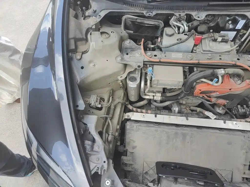 Tesla Model 3 — миниатюра 20