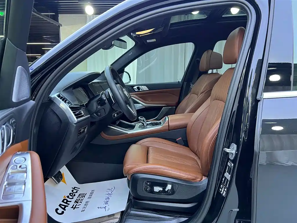 BMW X7 2022 xDrive40i Premium M Sport