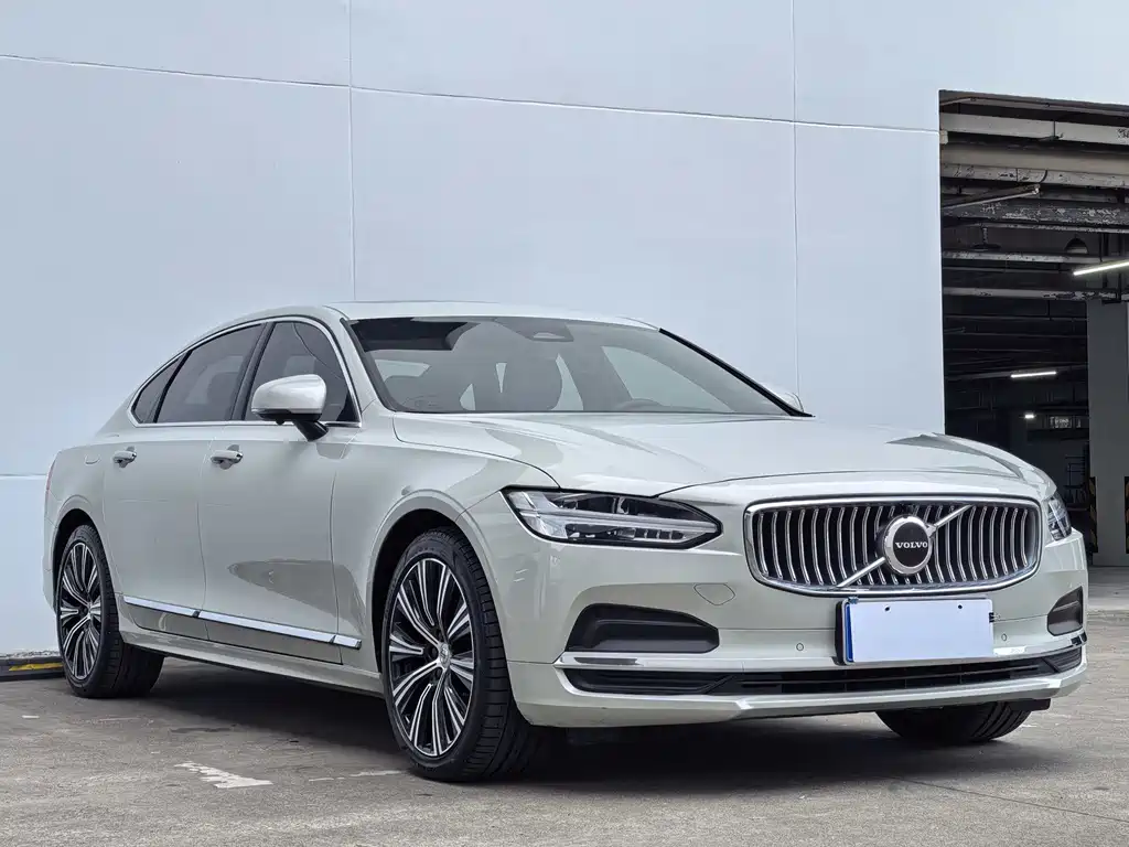 Volvo S90 — миниатюра 3