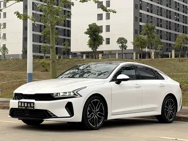 KIA K5 2022
