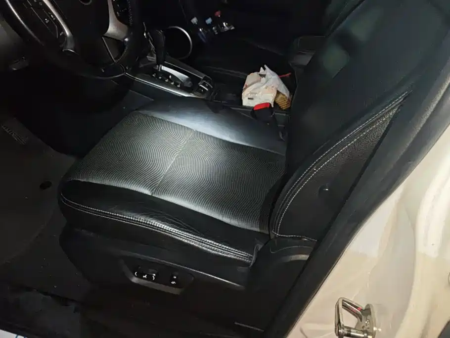 Chevrolet Captiva — миниатюра 9