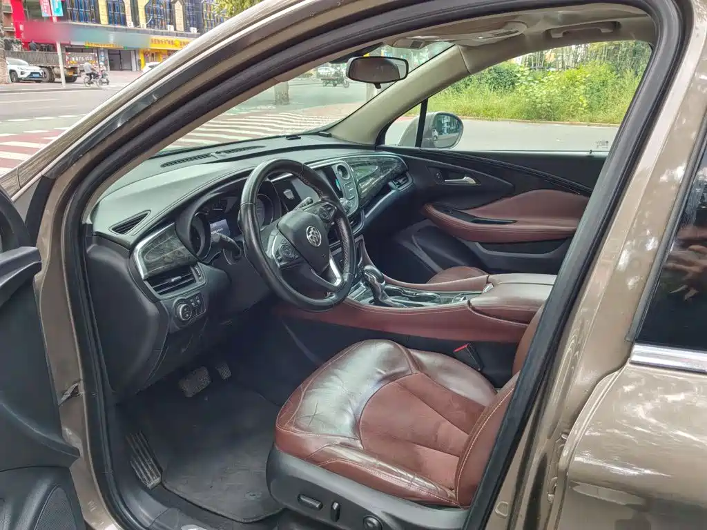 Buick Envision Plus — миниатюра 5