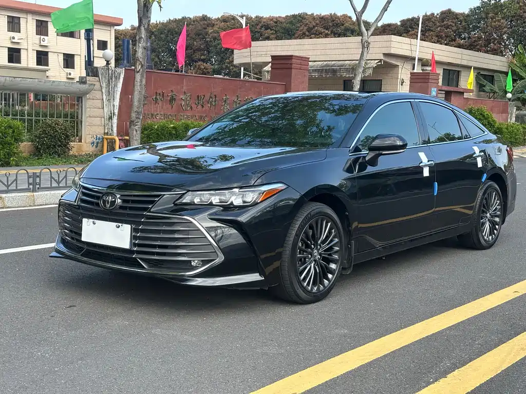 Toyota Avalon 2021