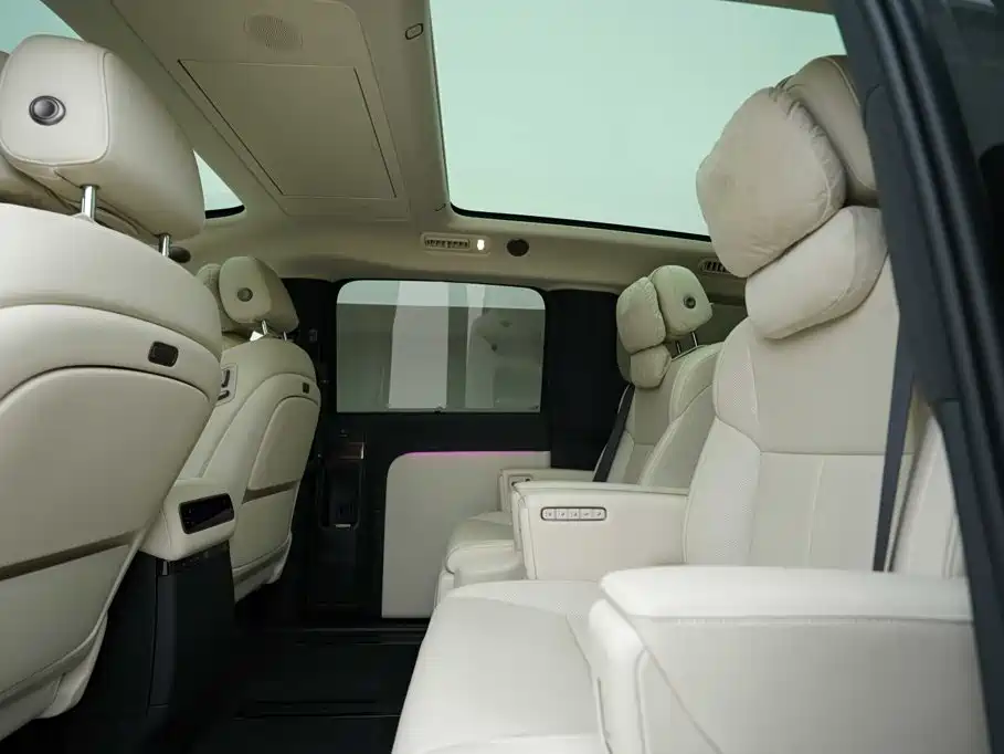 Li Auto Li MEGA — миниатюра 20