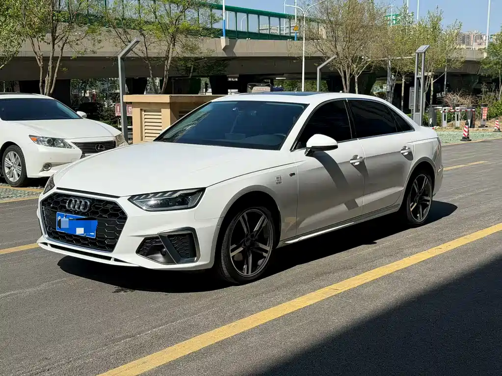 Audi A4L 2020