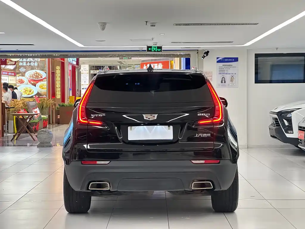 Cadillac XT4 — миниатюра 6