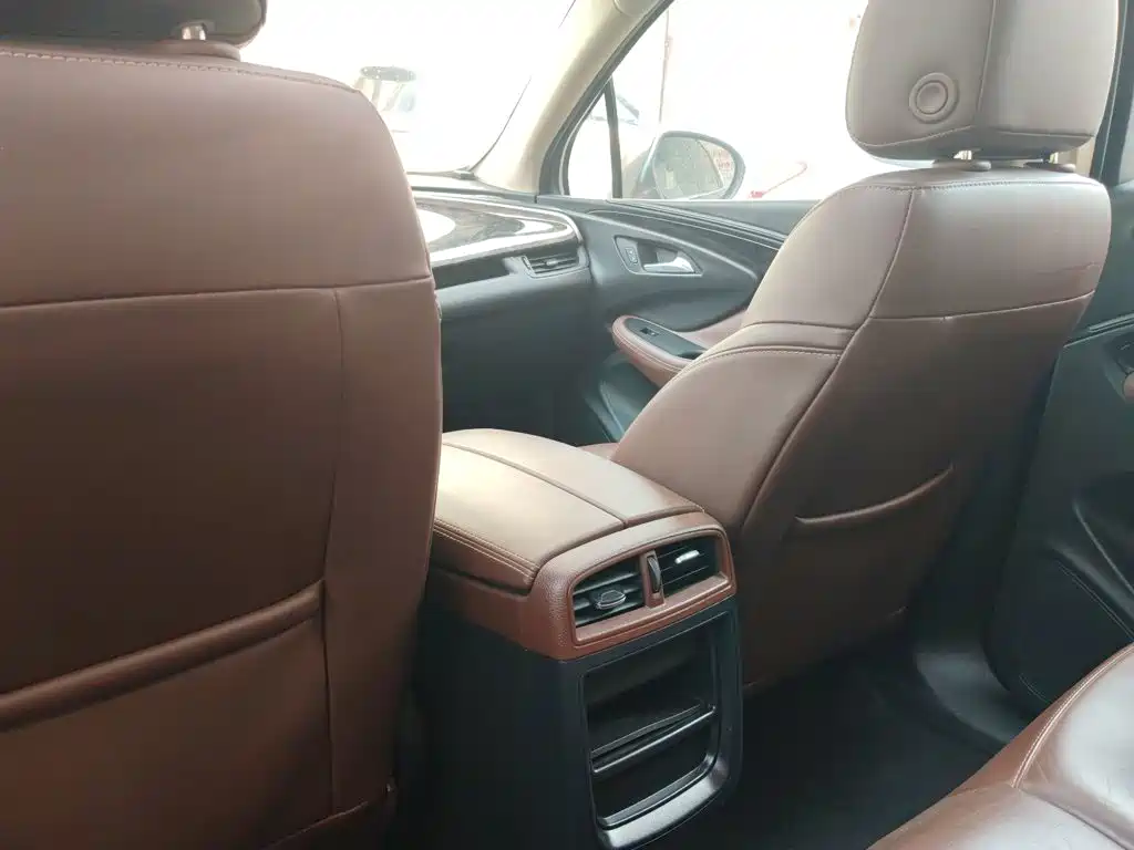 Buick Envision Plus — миниатюра 18