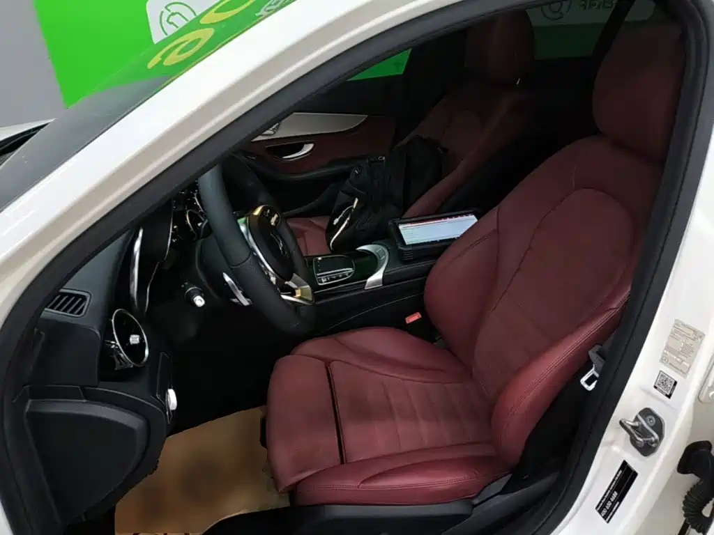 Mercedes-Benz C-Class — миниатюра 15