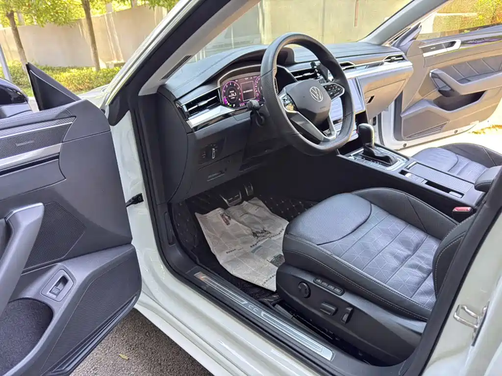Volkswagen CC — миниатюра 23