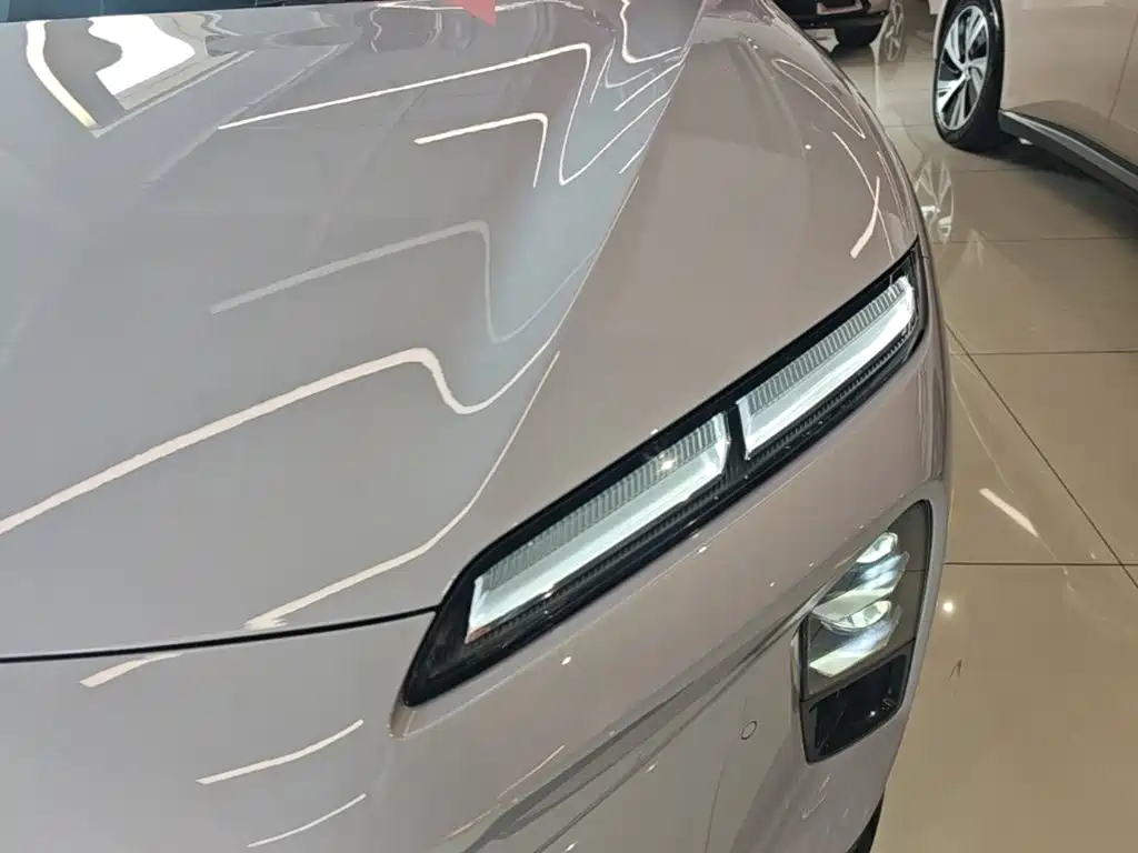 NIO ET5 — миниатюра 24